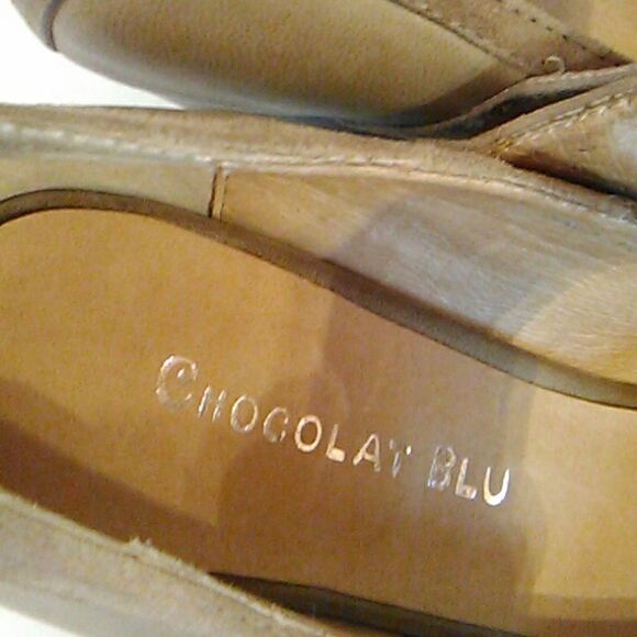 Chocolate Blu Taupe Leather Heels - Picture 8 of 12